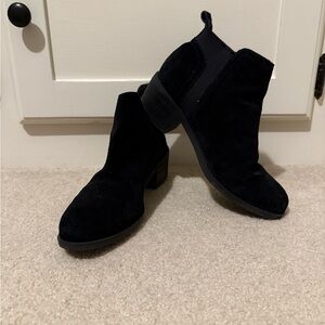 Kelly & Katie Black Ankle Booties